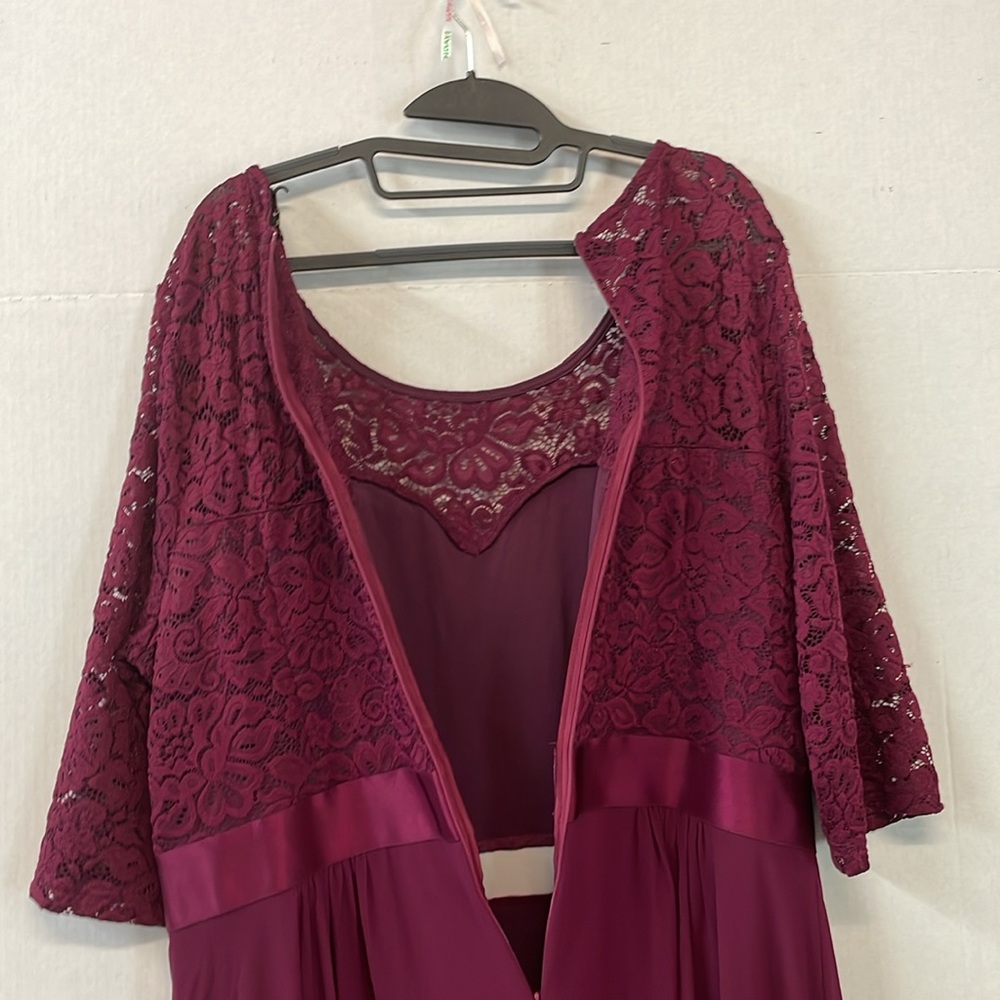 Miusol Burgundy Lace Bodice Chiffon Evening Gown - Picture 5 of 11